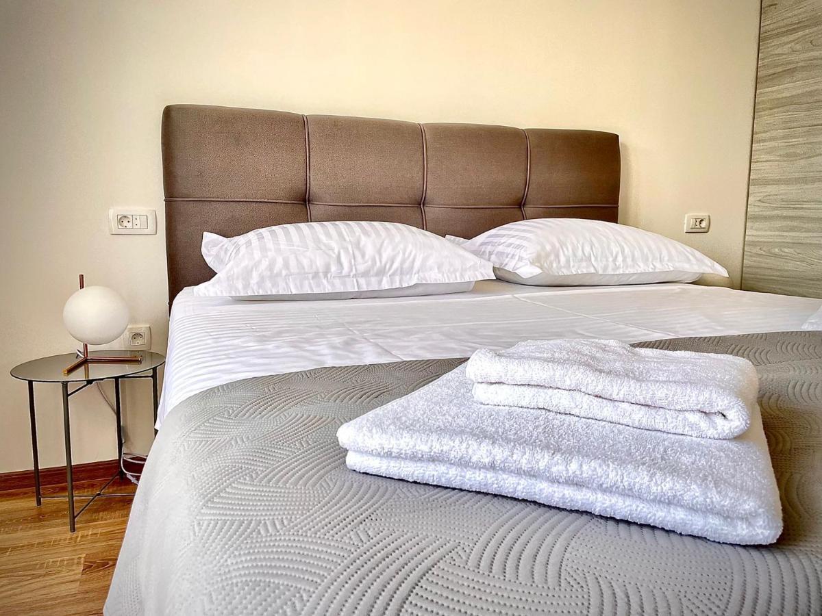 Studio Apartmani Kaja I Iva Sinj Buitenkant foto